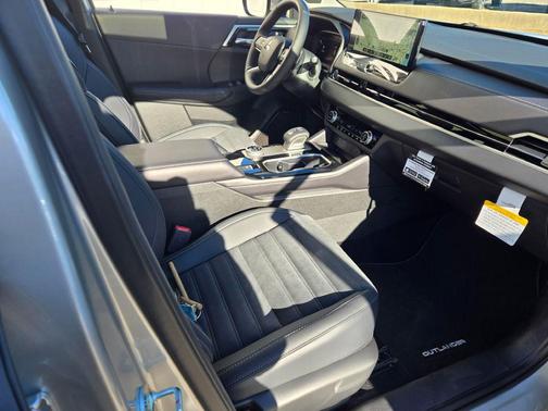 2025 Mitsubishi Outlander SE 2.5 S-AWC