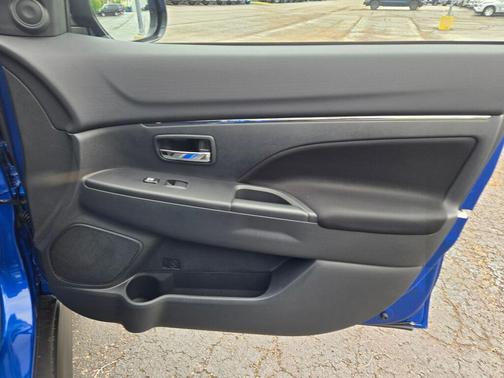 Octane Blue Metallic 2026 Mitsubishi Outlander Sport 2.0 S