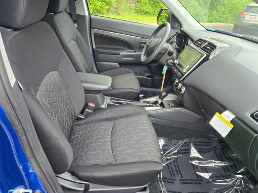 Octane Blue Metallic 2026 Mitsubishi Outlander Sport 2.0 S