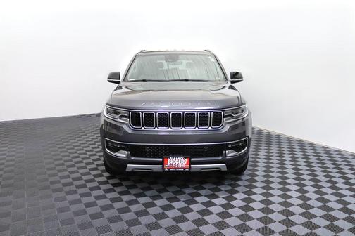 Baltic Gray Metallic Clearcoat 2024 Jeep Wagoneer L Series II 4x4