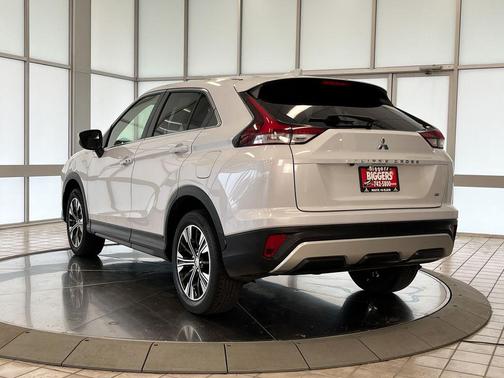 2022 Mitsubishi Eclipse Cross SE