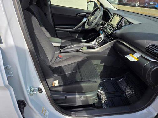 2025 Mitsubishi Eclipse Cross ES