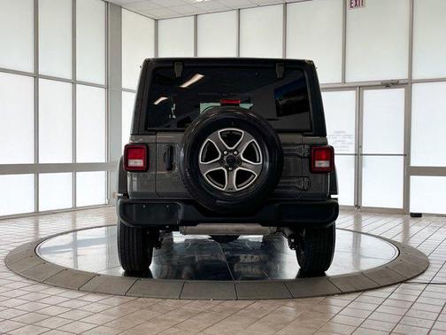 2022 Jeep Wrangler Unlimited Sport
