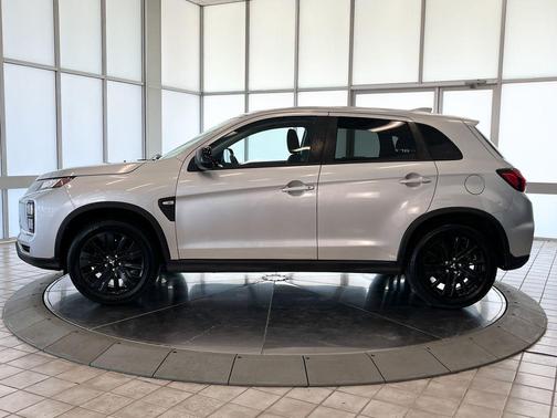 2022 Mitsubishi Outlander Sport 2.0 LE