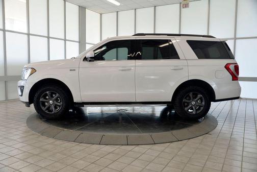 White Platinum Metallic Tri-Coat 2019 Ford Expedition XLT