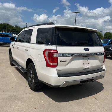 White Platinum Metallic Tri-Coat 2019 Ford Expedition XLT