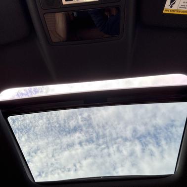 2023 Land Rover Discovery P360 HSE R-Dynamic