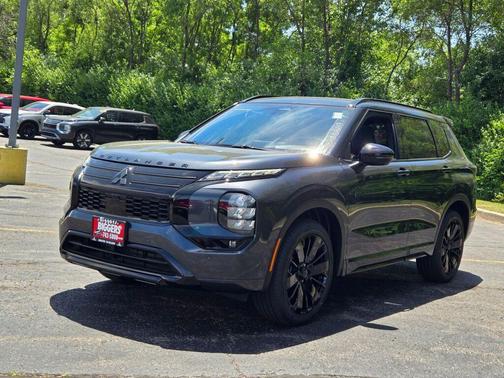 Graphite Gray/Black Roof 2026 Mitsubishi Outlander Black Edition S-AWC