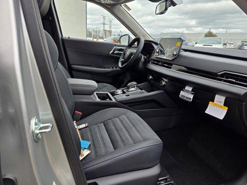 2025 Mitsubishi Outlander PHEV SE