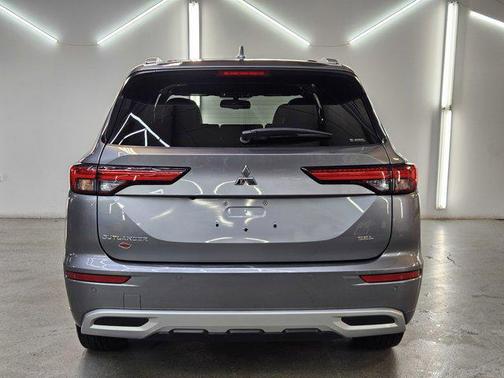 2022 Mitsubishi Outlander SEL