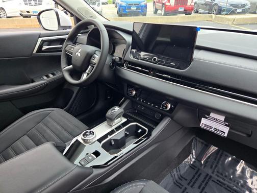 2025 Mitsubishi Outlander SE 2.5 S-AWC