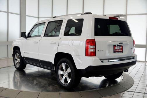 Bright White Clearcoat 2016 Jeep Patriot High Altitude