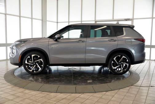 2023 Mitsubishi Outlander PHEV SE S-AWC