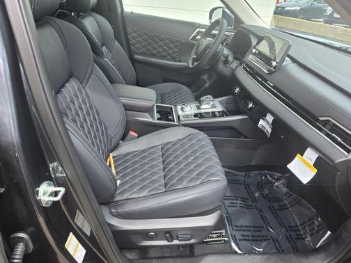 2025 Mitsubishi Outlander PHEV SEL