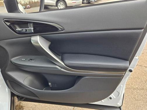 White Diamond 2026 Mitsubishi Eclipse Cross BLACK EDITION 1.5T S-AWC