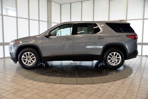Satin Steel Metallic 2019 Chevrolet Traverse LS
