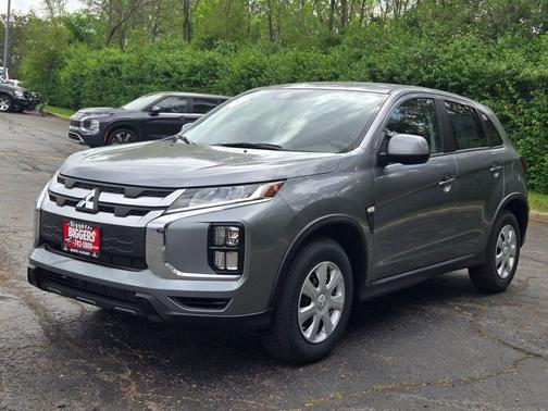 Mercury Gray Metallic 2026 Mitsubishi Outlander Sport 2.0 S