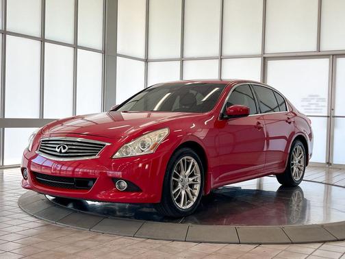2010 INFINITI G37x Base