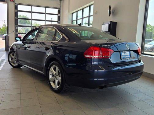 2014 Volkswagen Passat 1.8T S