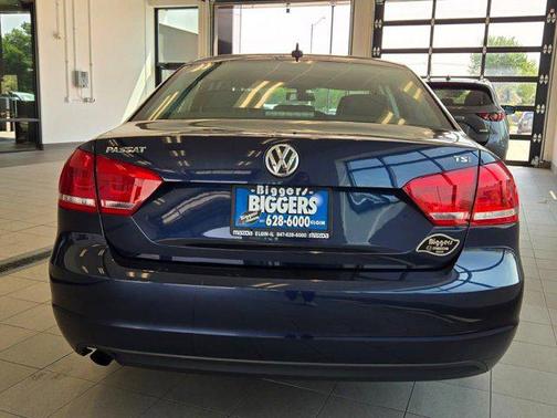2014 Volkswagen Passat 1.8T S