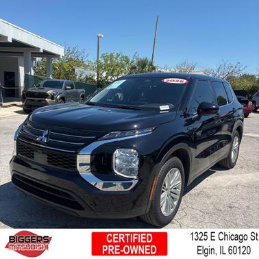 Labrador Black Pearl 2025 Mitsubishi Outlander ES S-AWC