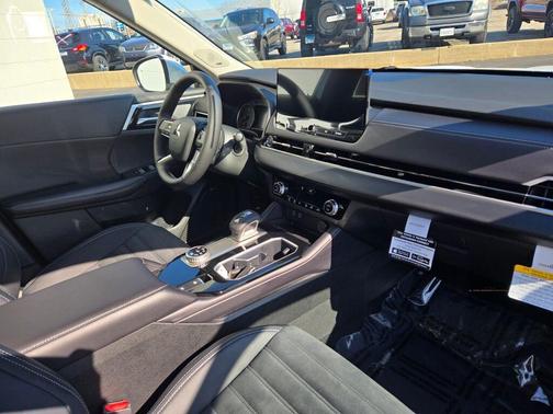 2026 Mitsubishi Outlander SE 1.5T S-AWC