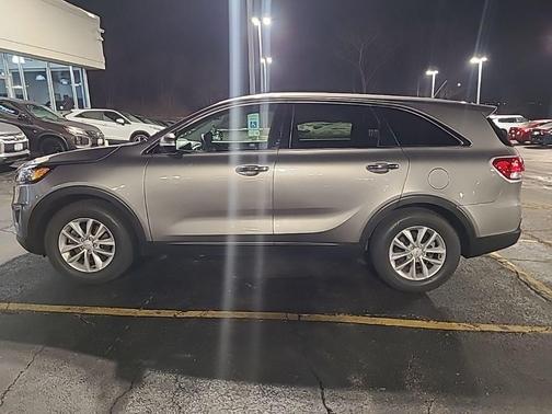 2018 Kia Sorento L
