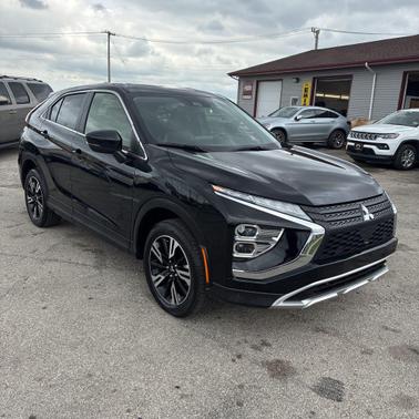 Labrador Black Pearl 2026 Mitsubishi Eclipse Cross SE