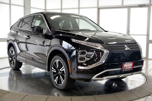 Labrador Black Pearl 2026 Mitsubishi Eclipse Cross SE