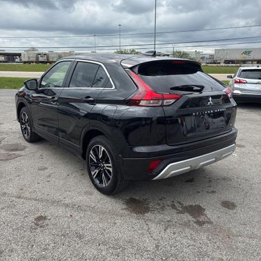 Labrador Black Pearl 2026 Mitsubishi Eclipse Cross SE
