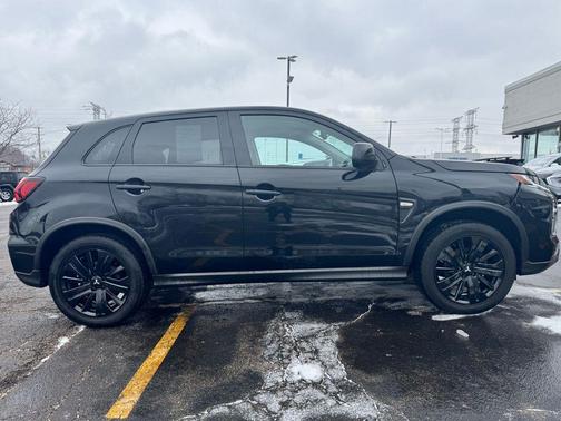 2022 Mitsubishi Outlander Sport 2.0 LE