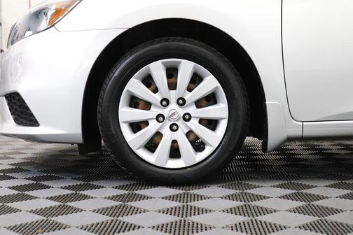 Brilliant Silver Metallic 2019 Nissan Sentra S