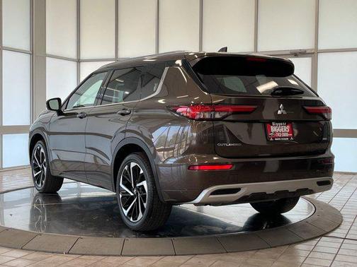 2022 Mitsubishi Outlander SEL