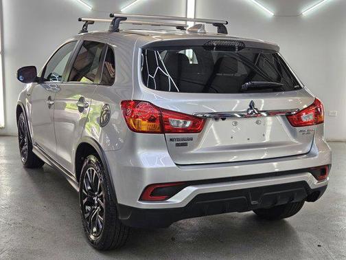 2018 Mitsubishi Outlander Sport 2.0 LE
