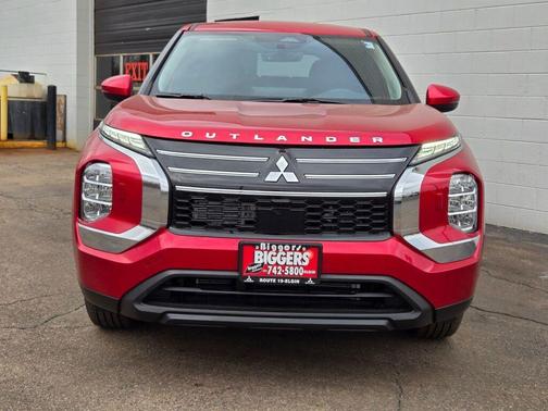 Red Diamond 2026 Mitsubishi Outlander ES 1.5T S-AWC