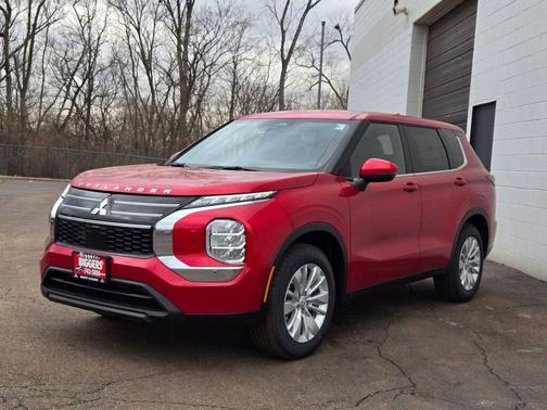 Red Diamond 2026 Mitsubishi Outlander ES 1.5T S-AWC