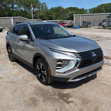 Alloy Silver Metallic 2026 Mitsubishi Eclipse Cross SE