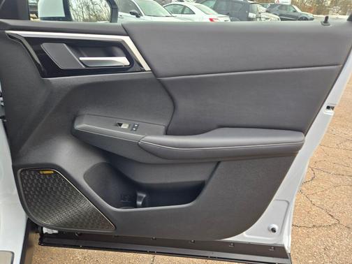 2026 Mitsubishi Outlander SE 1.5T S-AWC