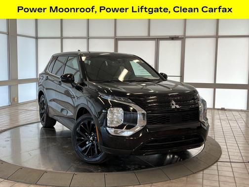 2022 Mitsubishi Outlander Black Edition 2WD