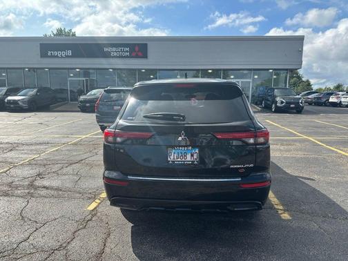 Black Diamond 2022 Mitsubishi Outlander Black Edition S-AWC