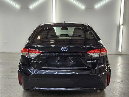 2022 Toyota Corolla Hybrid LE