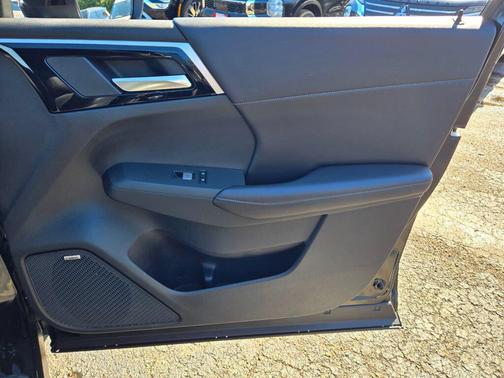 Black Diamond 2026 Mitsubishi Outlander LE S-AWC