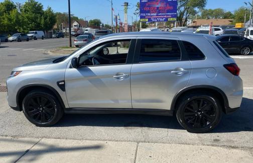 Alloy Silver Metallic 2026 Mitsubishi Outlander Sport 2.0 LE
