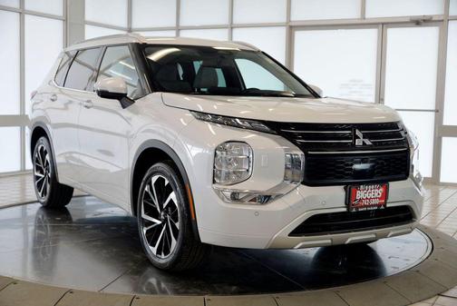 White Diamond 2023 Mitsubishi Outlander SEL 2.5 S-AWC