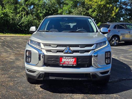 Alloy Silver Metallic 2027 Mitsubishi Outlander Sport 2.0 ES