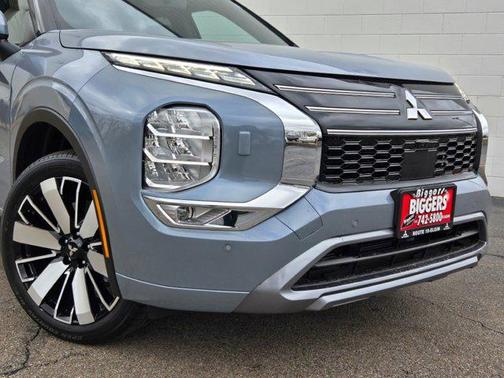 2025 Mitsubishi Outlander SEL