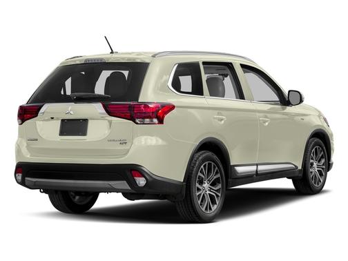 Diamond White Pearl 2017 Mitsubishi Outlander GT