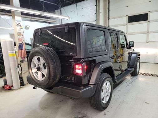 2021 Jeep Wrangler Unlimited Sport