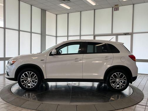 2016 Mitsubishi Outlander Sport 2.4 ES