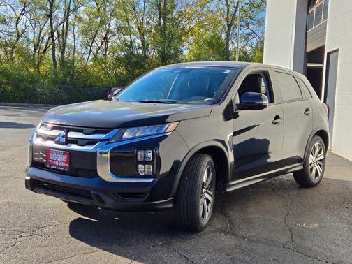 2025 Mitsubishi Outlander Sport SE